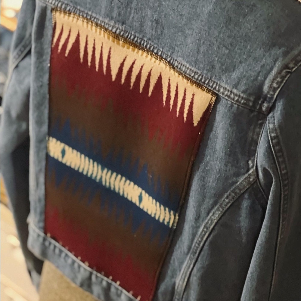 Women’s denim jacket with Pendleton wool
